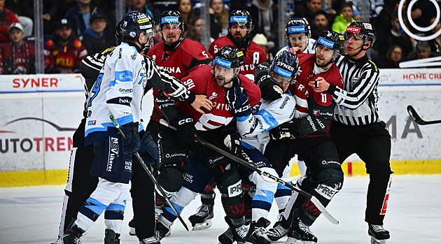 ONLINE: Sparta srovnává. Pardubice zvládly reprízu finále, Plzeň slaví v derby