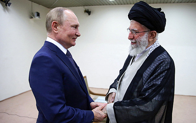 Trump klidně zabije vůdce, nesmíme ukázat slabost, tuší Rusko po íránské lekci