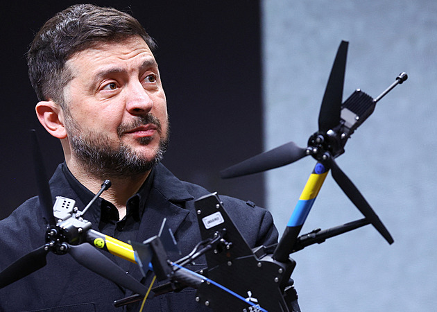 Evropa nás ropovodem Družba vydírá, míní Zelenskyj. Ukrajina nabízí pomoc s Íránem