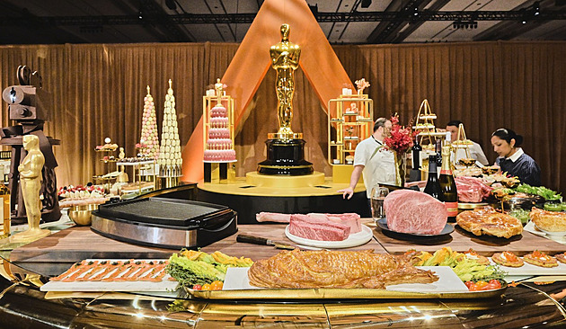 Co se bude jíst na party po Oscarech? Japonské hovězí, sushi i sošky z čokolády