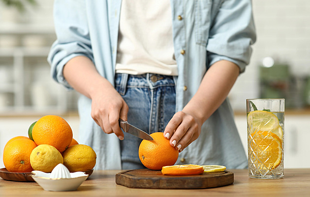 Jeden citrus posílí imunitu víc než druhý. Srovnání mandarinky a pomeranče