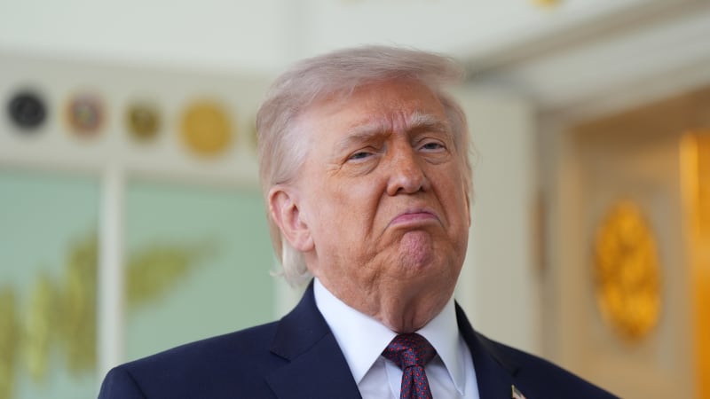 Zkoumali UFO a jaderné zbraně, pak zmizeli či zemřeli. Trump řeší záhadný osud špičkových vědců