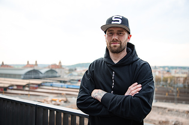 První posila pro Spartu, ze Švýcarska přichází Sekáč. Cítím se furt mladě, hlásí