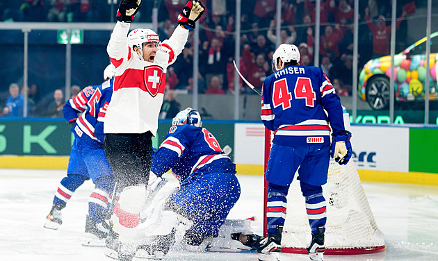 ONLINE: USA - Švýcarsko 0:2 Olympijští vítězové tápou, domácí přidávají další gól